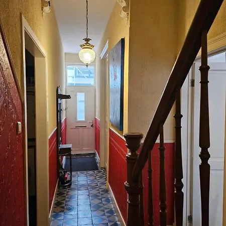 Semesterbostad Groot Herenhuis Aan Zee Blankenberge