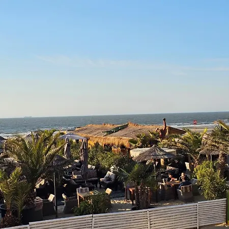 Groot Herenhuis Aan Zee