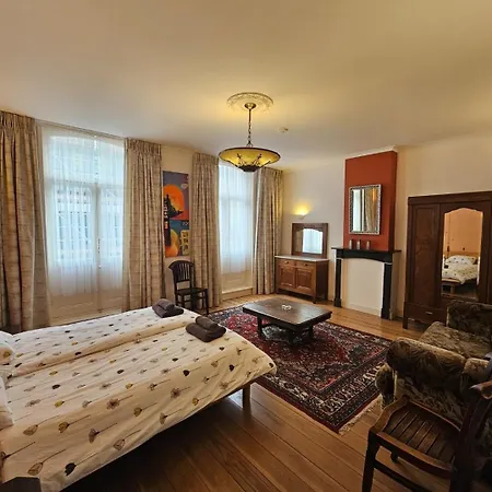 Groot Herenhuis Aan Zee