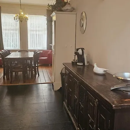 Groot Herenhuis Aan Zee Ferienhaus